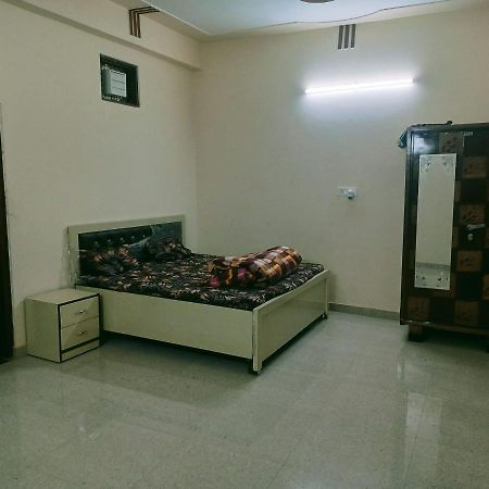 Vrindāvan Radha Bhavan מראה חיצוני תמונה