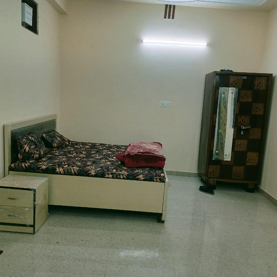 Vrindāvan Radha Bhavan מראה חיצוני תמונה