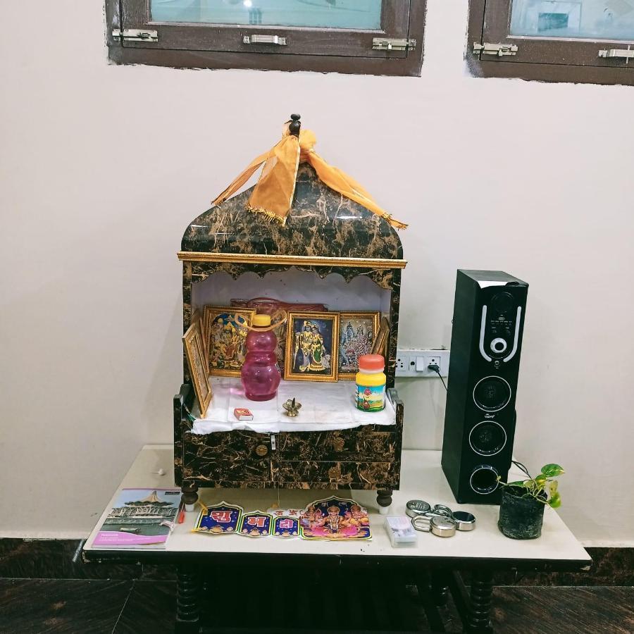 Vrindāvan Radha Bhavan מראה חיצוני תמונה